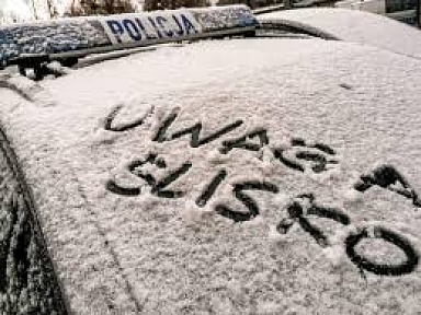 Zimowa aura na drogach